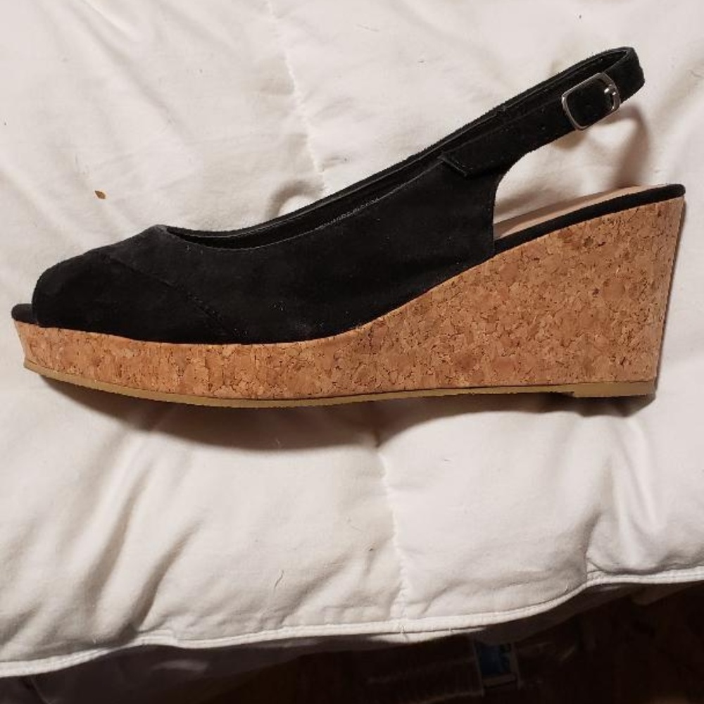 Black peeptoe wedges